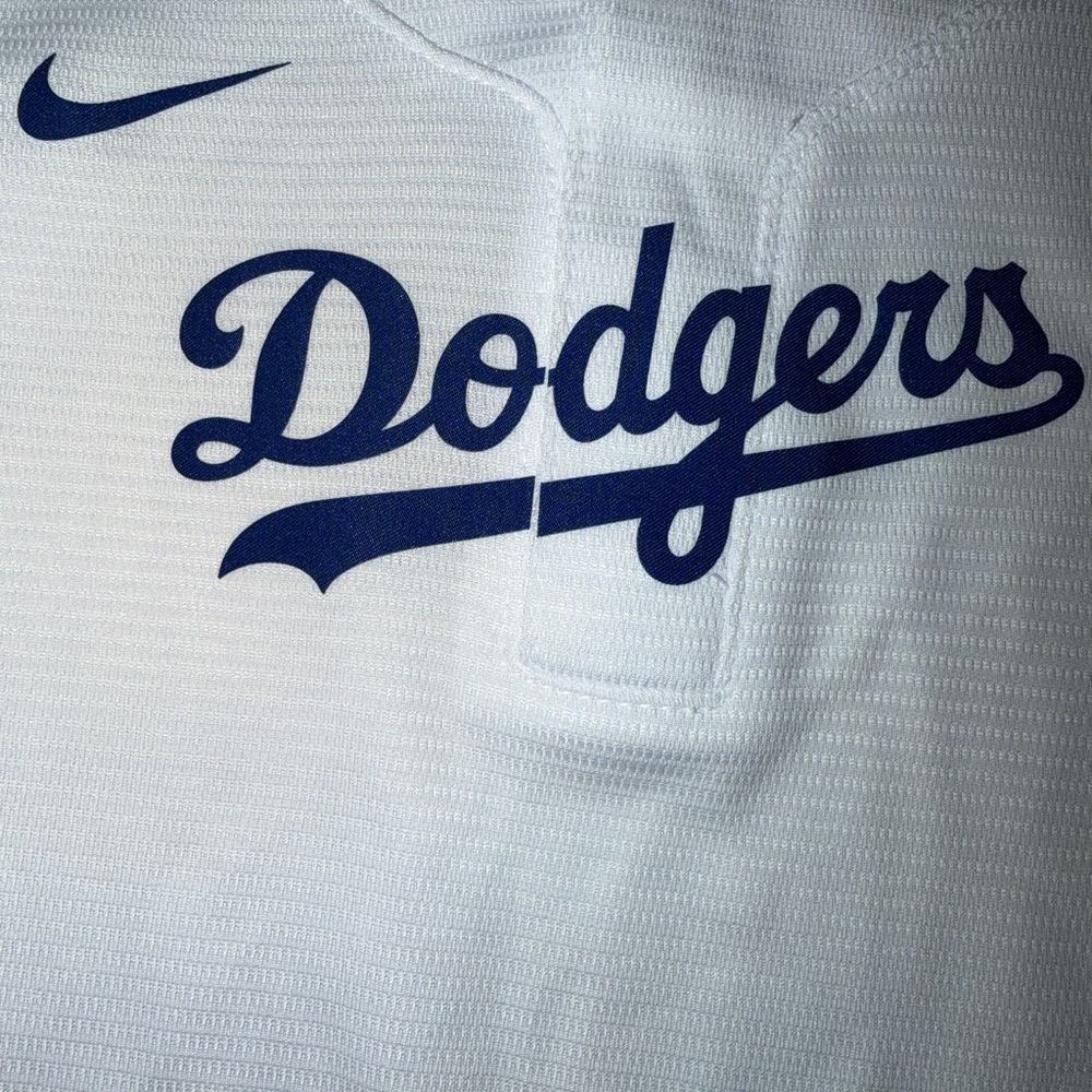 LA Dodgers baby onesie 0-3 months - Picture 11 of 12
